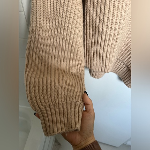 Guell Sweater - Cream Caramel - Picture 5 of 7